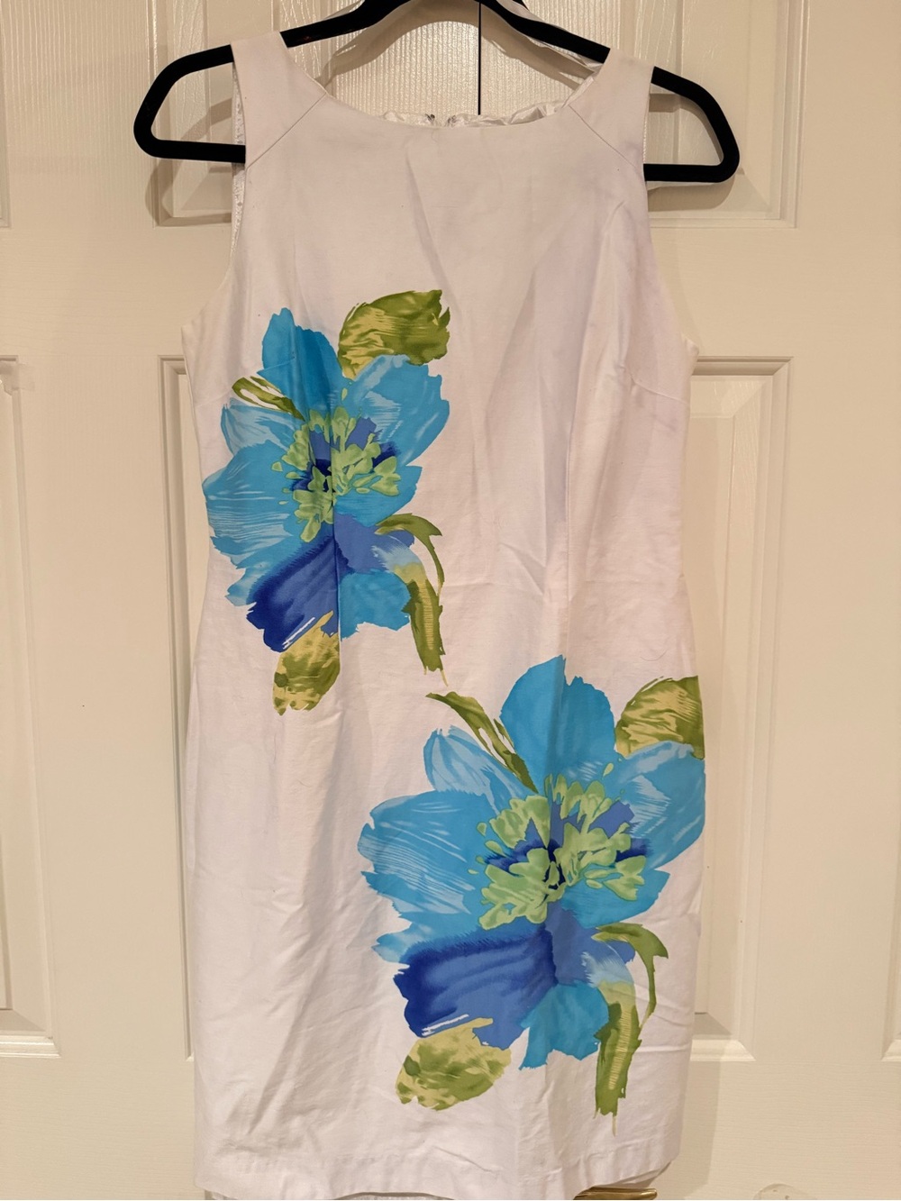 Studio I - White Sleeveless Dress with Blue and Green Floral Print